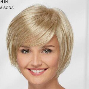 Gia Wig by Paula Young, SF51/60 Silvery Moon (SILVER GREY/GRAY)